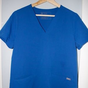 FIGS Casma scrub top